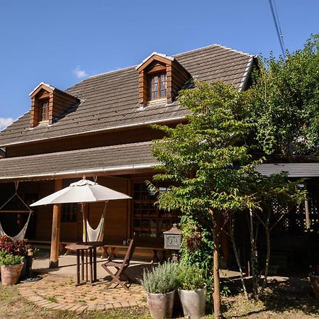 Bed and Breakfast Yufuin Flora House Екстер'єр фото