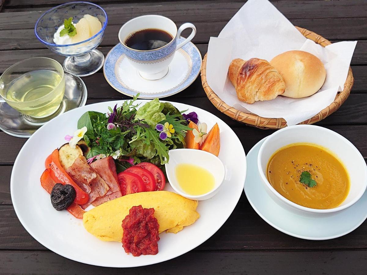 Bed and Breakfast Yufuin Flora House Екстер'єр фото