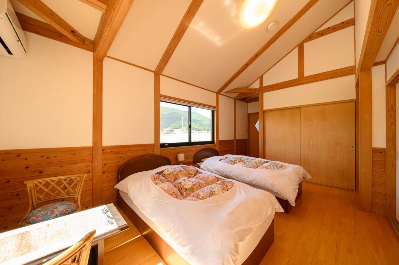 Bed and Breakfast Yufuin Flora House Екстер'єр фото