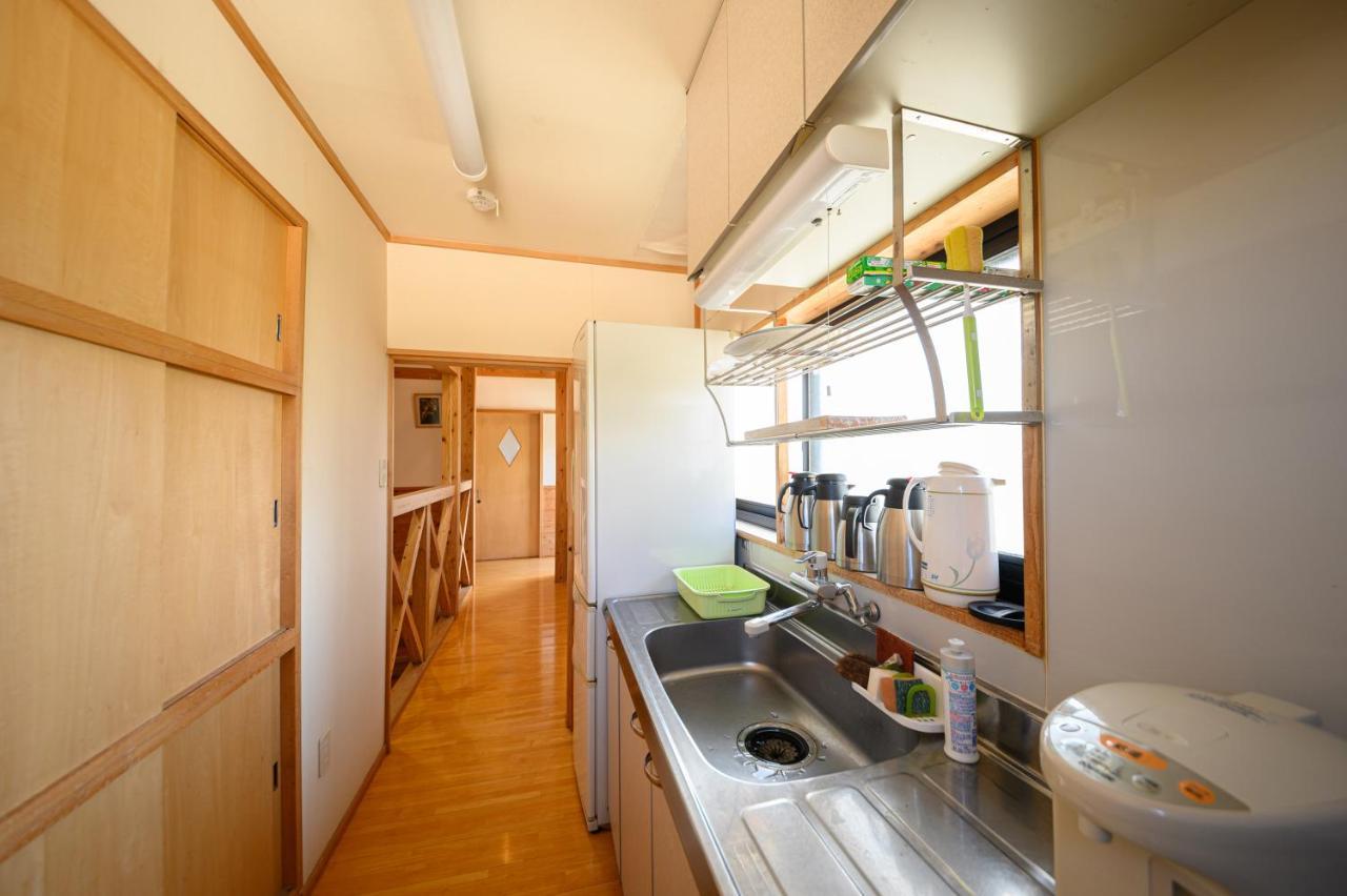 Bed and Breakfast Yufuin Flora House Екстер'єр фото