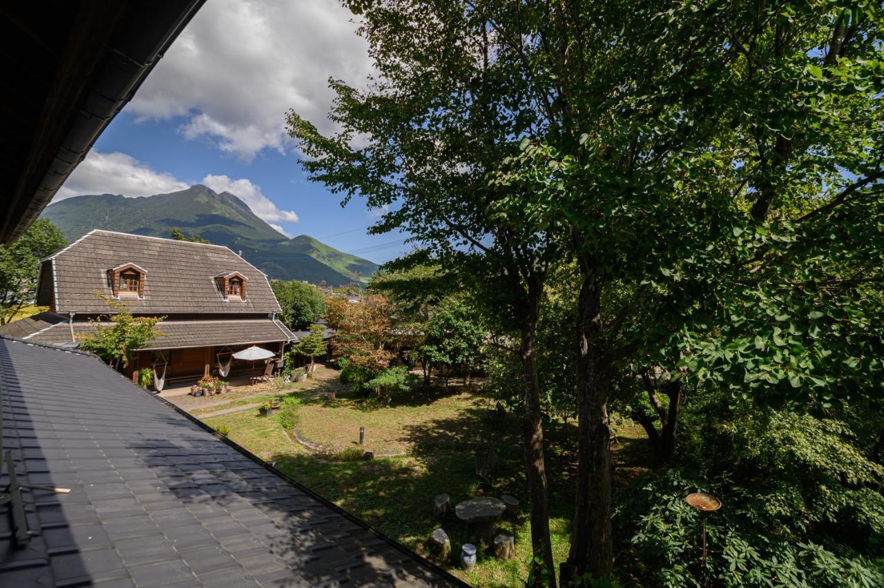 Bed and Breakfast Yufuin Flora House Екстер'єр фото